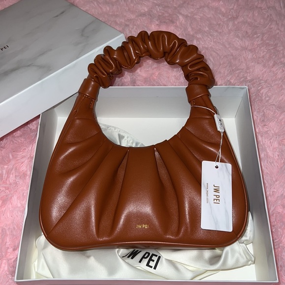 Tag On Vegan Leather Cognac Brown Ruched Puff Designer Handbag Purse Fashion Bag - Picture 7 of 10